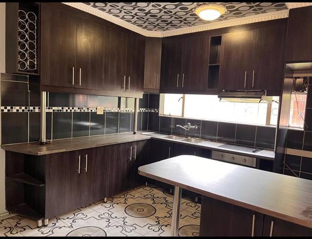 2 BEDROOM PROPERTY TO RENT IN SELCOURT